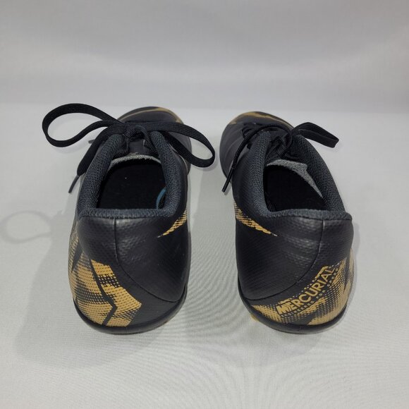 Nike Mercurial Vapor 12 Soccer Cleats Shoes Youth size 5 - Picture 4 of 6